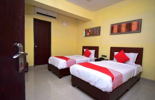 Bhandardaha Hotel | Deluxe Super Deluxe AC Rooms