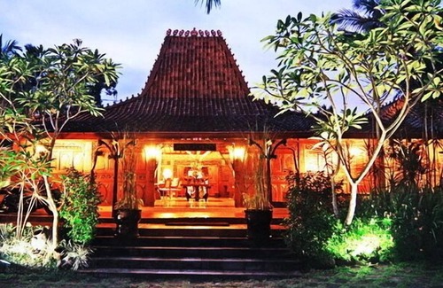 Turi Cottage | Deluxe Twin traditional Javanese Joglo