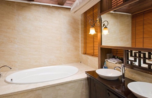 Chengdu City Centre House | Demen Renli Hotel