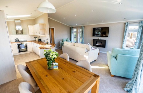 Malton House | Deneb Luxury Lodge With Hot Tub, Near Malton