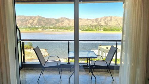 Villa Parque Siquiman Apartment | Departamento frente a lago Carlos Paz - Villa Siquiman - Complejo Veneto Village