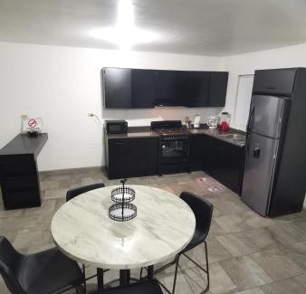 Mexicali Apartment | Departamento 6