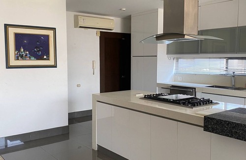 Kennedy Apartment | Departamento de 2 Pisos en Kennedy Vieja