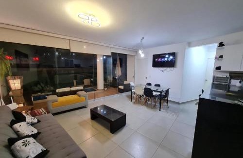 Asia Apartment | Departamento de Playa (con piscina propia) en km 107 Asia, Lima