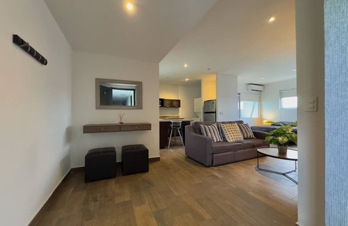 San Pedro Garza Garcia Condo | Departamento para parejas en Monterrey