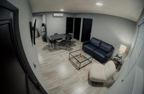 Matehuala Apartment | Departamento Rosa & Chocolate 1B