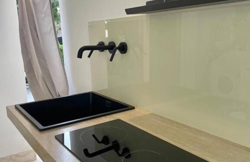 Piane Vecchie Villa | Dependance in Villa 7 km from Cefalù near the sea with garden and services.