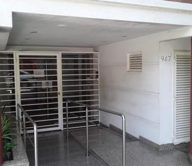 Comuna 7 Apartment | Depto. Zuviria