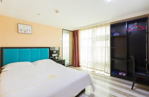 Chaoyang Hotel | Dequan Hotel chaoyang high speedtrain of China Branch