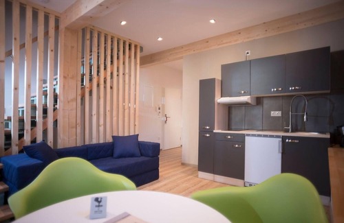 Marktheidenfeld Apartment | Der einstige TAUBENSCHLAG in der Hofstallung, 2-geschossiges Deluxe-Maisonette-Apartment