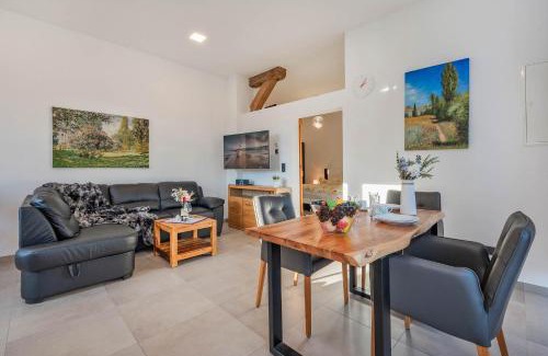 Pudagla Apartment | Der Schlosshof - 03