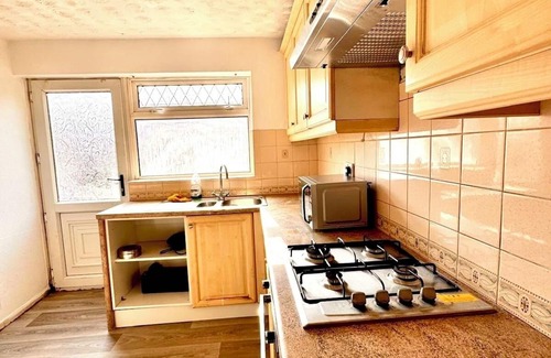 Barrow-on-Trent House | Derby Luxe Stay – Spacious Comfort with a Touch of Elegance!