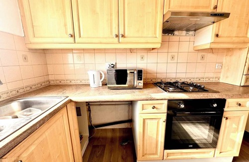 Barrow-on-Trent House | Derby Luxe Stay – Spacious Comfort with a Touch of Elegance!