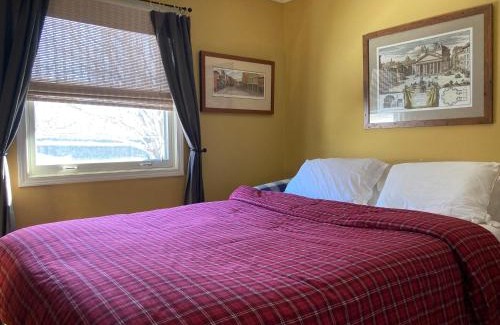 Elizabeth House | Derinda House
