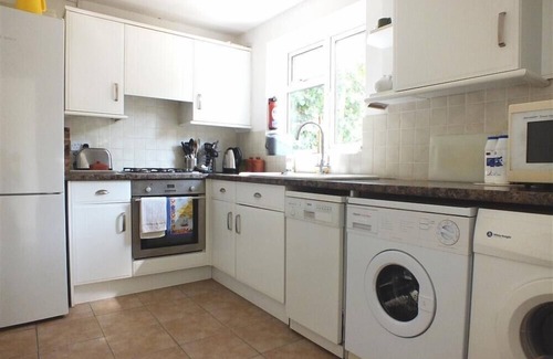 Newport Cottage | DERLWYN, pet friendly, with open fire in Newport, Pembrokeshire