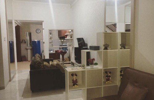 Sidomulyo Villa | deRollas Villa Batu