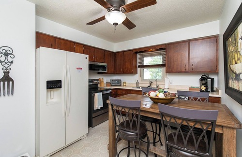 Ankeny House | Des Moines Entire home 3 Bdms King; Queen; Twins quiet near High Trestle Trail