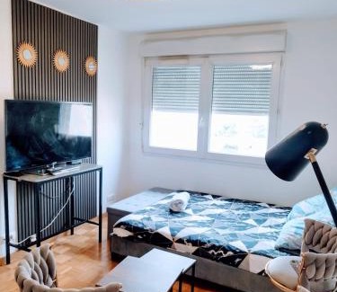 La Courneuve Apartment | Des studios idéaux pour les professionnels