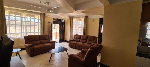 Voi Villa | Desa Homes