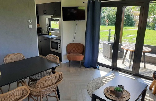 Waarde Ski Chalet | Desctription