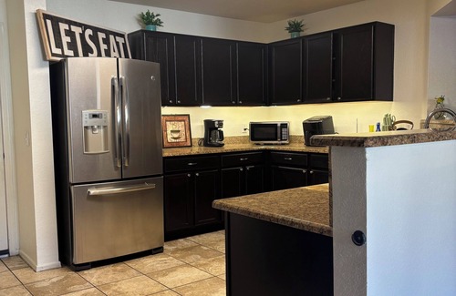 Tucson House | Desert Charm! 3BR Home with A/C, WiFi & Spectacular Mountain Views