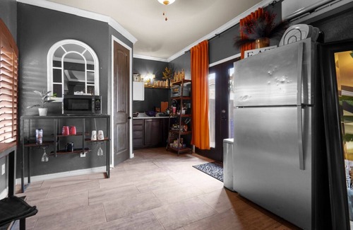 El Paso Apartment | Desert Family Getaway