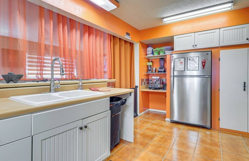 Columbus House | Desert Hideaway w/Patio Lounge in Columbus!