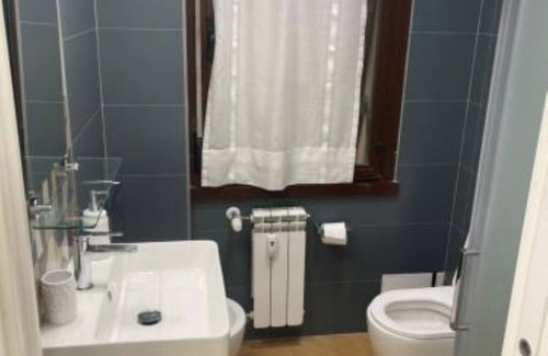 Torrino House | Desert Home Eur Torrino - Double Room with Private Bathroom