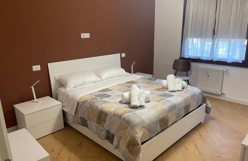 Torrino House | Desert Home Eur Torrino - Double Room with Private Bathroom