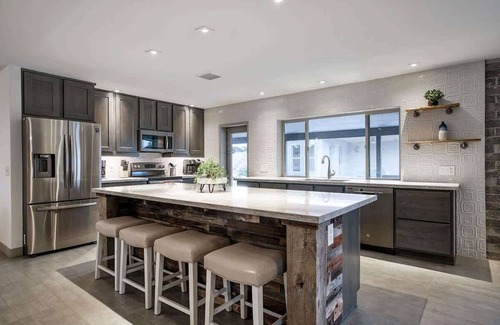 Shea North Estates House | Desert Horizon | Waterslide, Gameroom, Golf Simulator, Private Casita & Pool