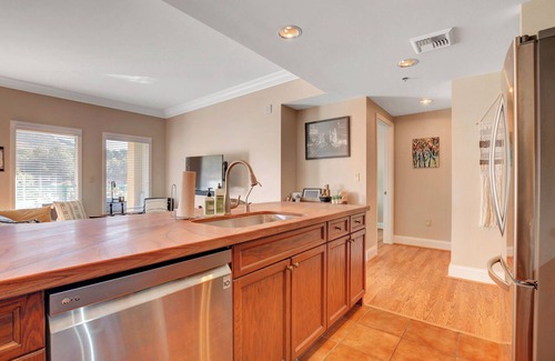 Lake Las Vegas Condo | Desert Oasis Apartment at Viera Resort