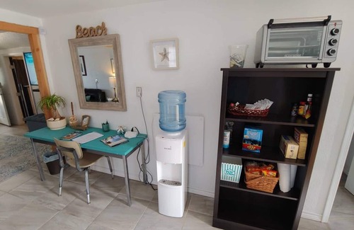 Carlsbad House | Desert Oasis - Full Home, 2 BDR Beach Bungalow