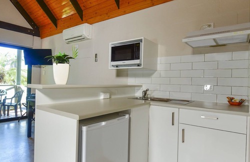 Desert Springs Hotel | Desert Palms Alice Springs