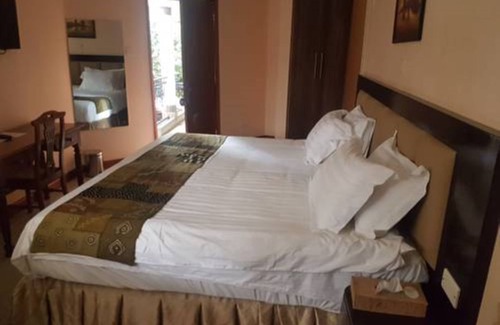 Kisumu House | Desert Rose Resort