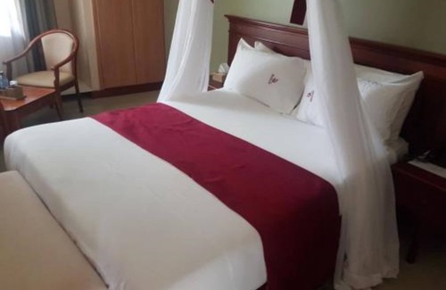 Kisumu House | Desert Rose Resort