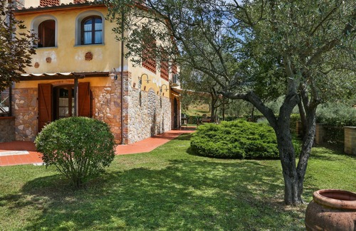 Lamporecchio House | Desideri by Interhome