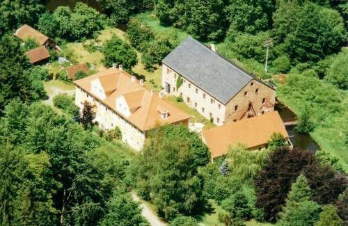 Neunburg vorm Wald House | Design Apartment In The Historic Mittermurnthal