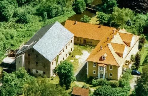 Neunburg vorm Wald House | Design Apartment In The Historic Mittermurnthal