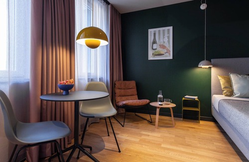 Gesundbrunnen Apartment | Design Apartment with balcony, Berlin Mitte
