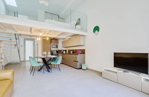 Cagnola Apartment | Design Loft with Private Garden | Portello