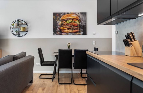 Schkeuditz Apartment | Design luxury, fully equipped, 30min Leipzig Hbf RK9