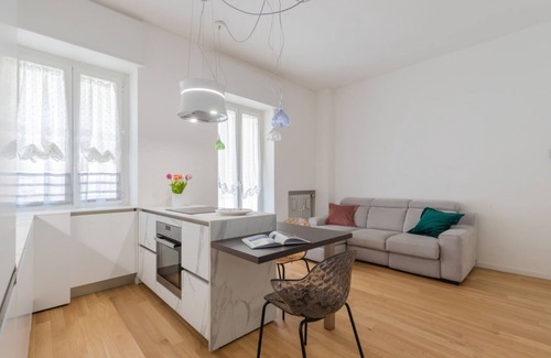 Fiera Apartment | Design Premium apartment in center Milan-HomeUnity