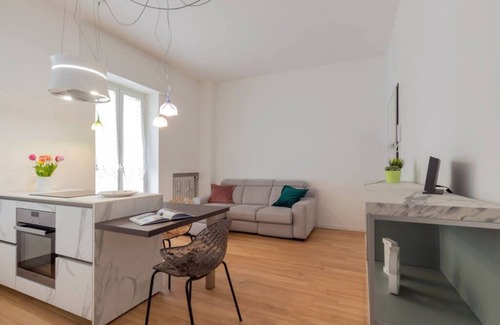 Fiera Apartment | Design Premium apartment in center Milan-HomeUnity