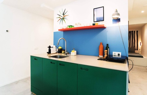 IJplein en Vogelbuurt Apartment | Design studio in Noord with free parking