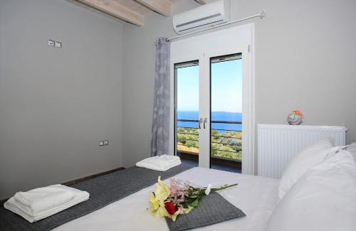 Linoperamata Villa | Design Villa Nicol - Heated Pool - Summer kitchen