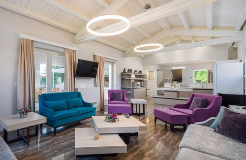 Rezanci Villa | Design Villa Sole * with 48m² heated pool, game room, fitness & spa house