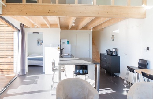 Trevou-Treguignec House | Designer accommodation with magnificent sea views, 100 m from the beach!