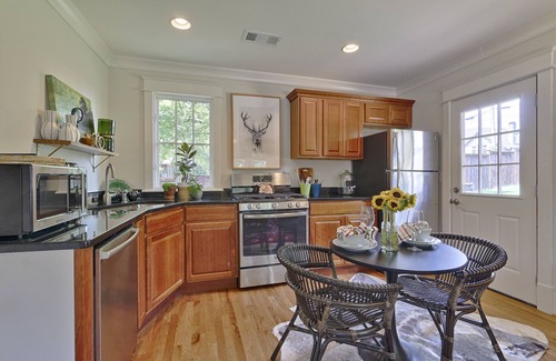 Belmont - Hillsboro House | Designer cottage in lively 12 South neighborhood