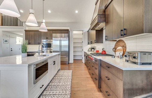 Summit Park House | Designer Park City Mountain Home - Woodward Slopes - Hot Tub - Putting Green