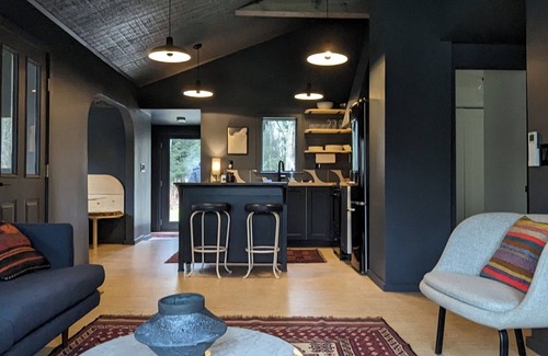 Town of Highland Cottage | Designer renovated 2-Bedroom 1920s cottage in Sullivan County Catskills